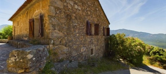 3 bedrooms House in Tavaco, France No. 224667 2