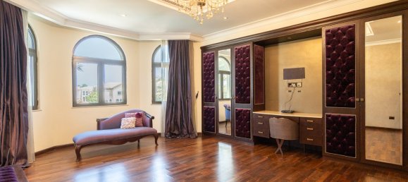 4 bedrooms Villa in Palm Jumeirah, UAE No. 42403 5