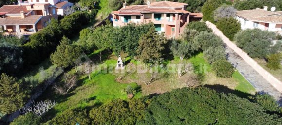 Вилла с 8 спальнями в Орозеи, Италия № 66636 2