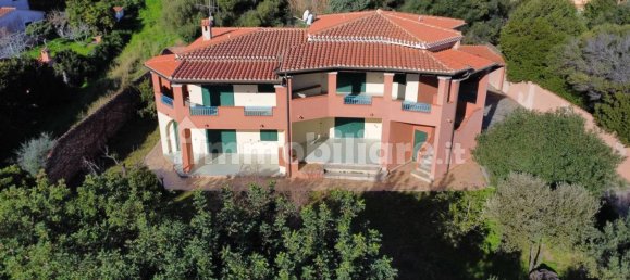 Вилла с 8 спальнями в Орозеи, Италия № 66636 4