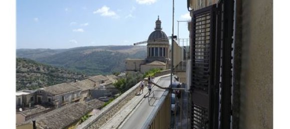 Apartamento de 2 dormitorios en Ragusa, Italy No. 298599 21