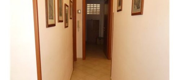 Apartamento de 2 dormitorios en Ragusa, Italy No. 298599 11