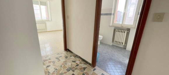 3 rooms Apartment in Rimini, Italy No. 113004 15