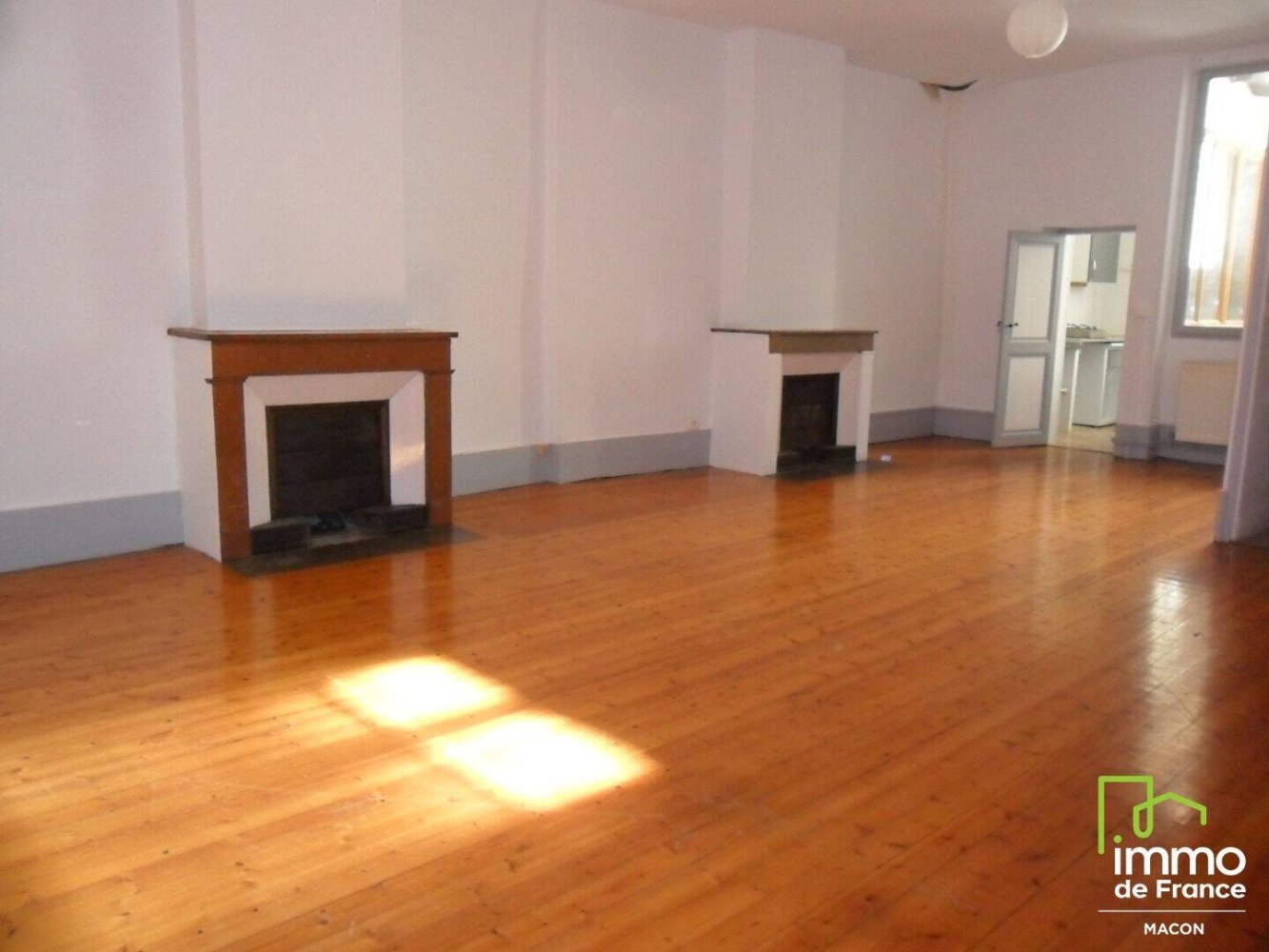 Studio in Macon, France No. 205394