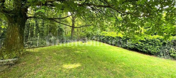 3 غرف نوم فيلا في Azzate, Italy رقم 83114 12