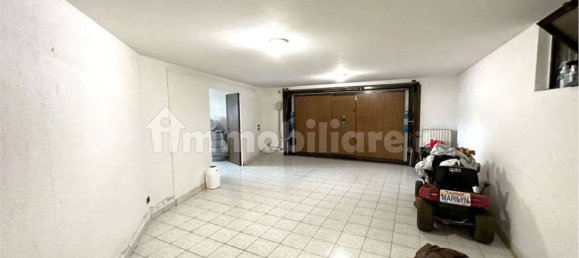 3 غرف نوم فيلا في Azzate, Italy رقم 83114 37