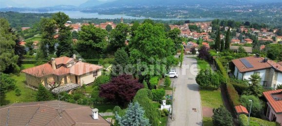 3 غرف نوم فيلا في Azzate, Italy رقم 83114 4