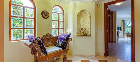 6 bedrooms House in Arona, Spain No. 25447 5