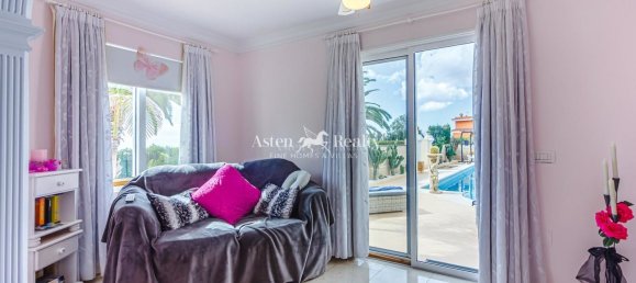 6 bedrooms House in Arona, Spain No. 25447 18