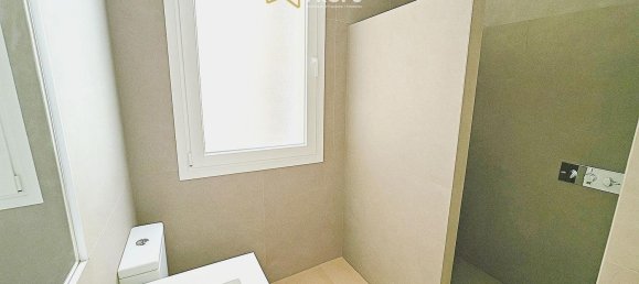 3 bedrooms Apartment in Madrid, Spain No. 155987 23