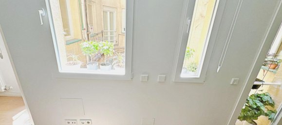 3 bedrooms Apartment in Madrid, Spain No. 155987 11