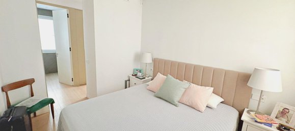 3 bedrooms Apartment in Madrid, Spain No. 155987 21