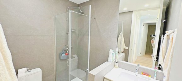 3 bedrooms Apartment in Madrid, Spain No. 155987 43