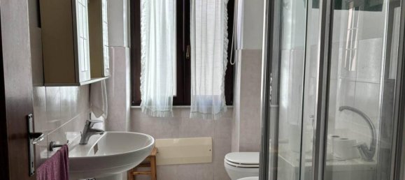 5 rooms Apartment in Cagliari, Italy No. 29532 6