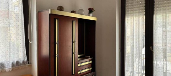 5 rooms Apartment in Cagliari, Italy No. 29532 4