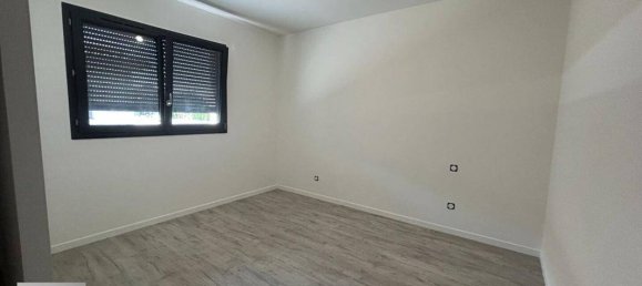 3 Schlafzimmer Haus in Saint-Romain-la-Motte, France, Nr. 361693 7