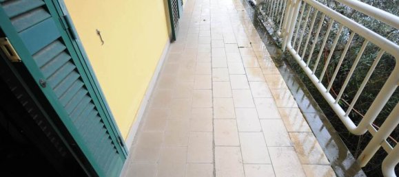 Apartamento T3 em Pistoia, Italy N.º 164417 2