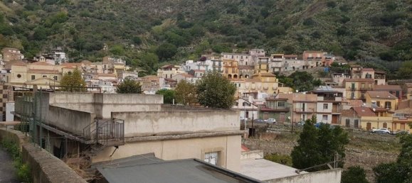 3 غرف نوم شقة في Messina, Italy رقم 313140 3