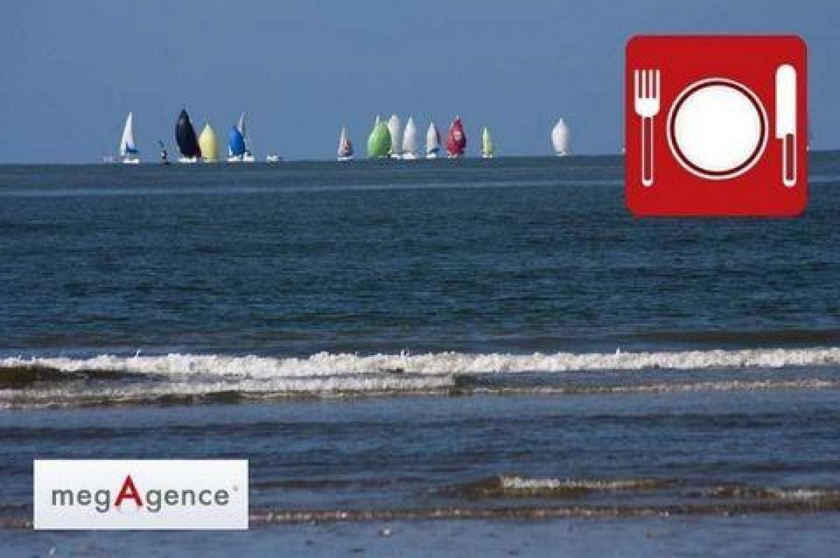 Büro in Deauville, France, Nr. 20565