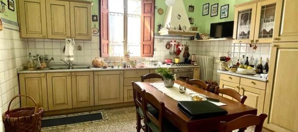 4 bedrooms Villa in Capannori, Italy No. 184611 16