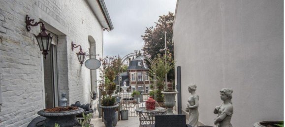 3 bedrooms House in Rousies, France No. 90544 4