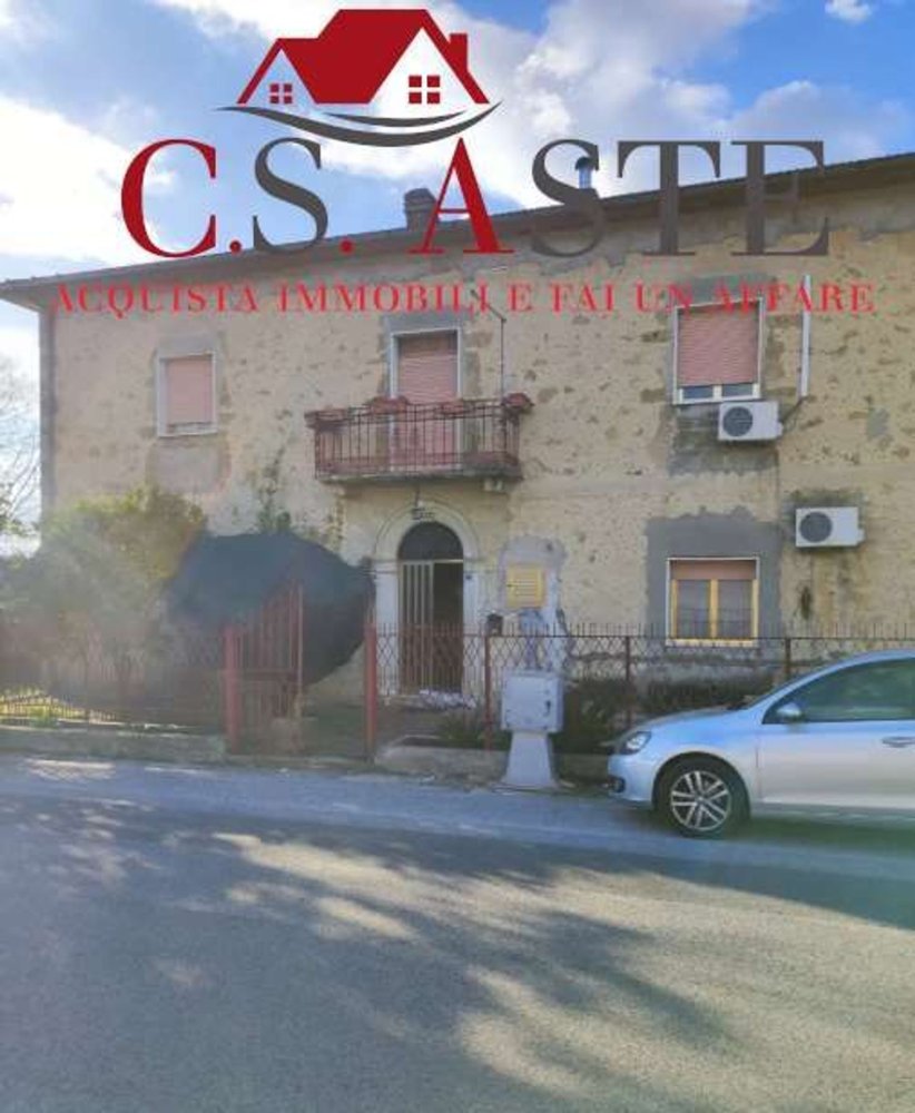 9 rooms Villa in Monte San Giovanni Campano, Italy No. 305495