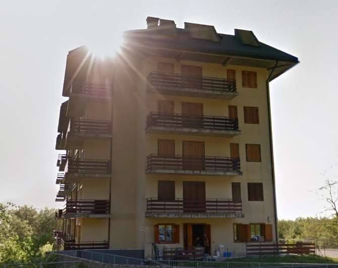1 bedroom Apartment in Tizzano Val Parma, Italy No. 308584
