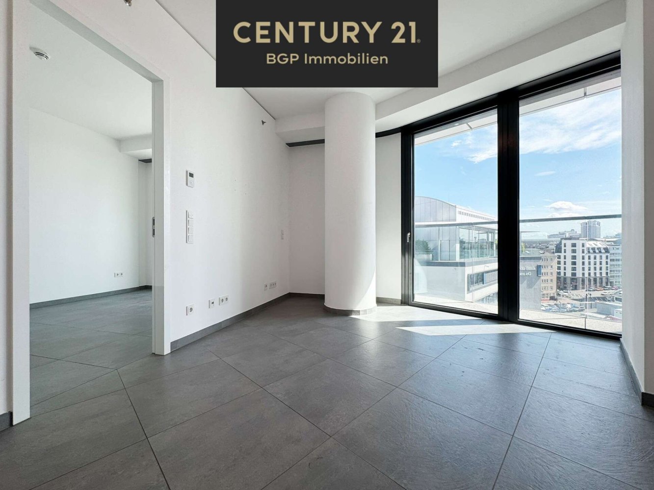 2 rooms Apartment in Frankfurt am Main, Germany No. 290223