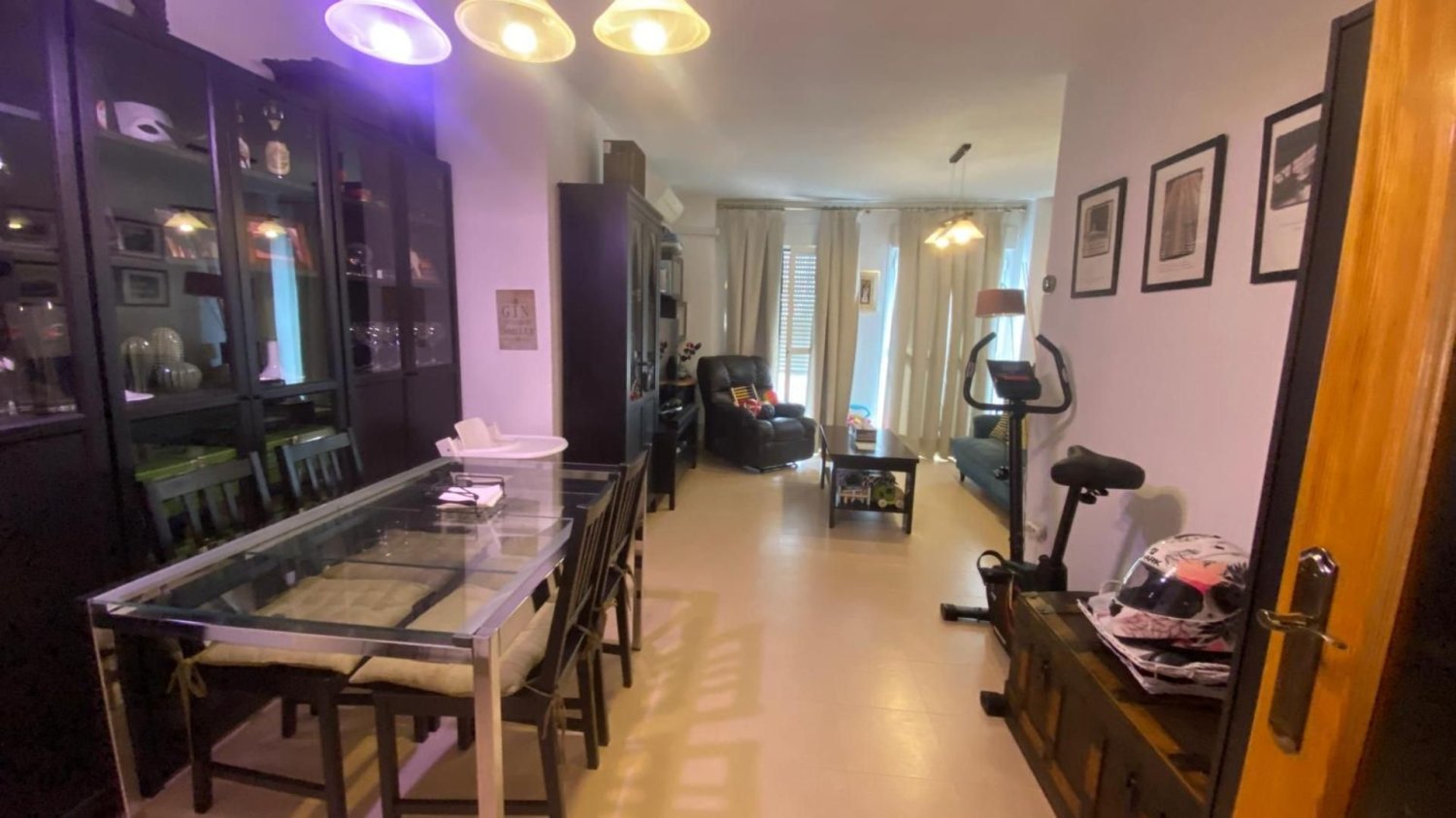 Apartamento de 4 dormitorios en Parla, Spain No. 206490