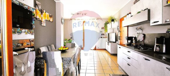 2 bedrooms Apartment in Capriolo, Italy No. 308679 7