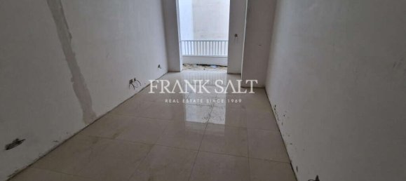 1 chambre Penthouse à Saint Paul's Bay, Malta No. 2402 4