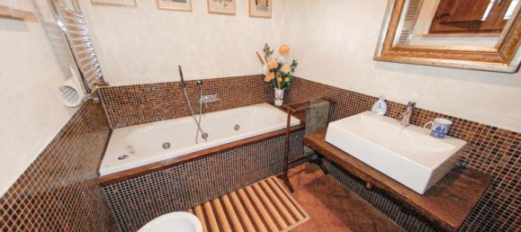 6 Schlafzimmer Villa in Umbertide, Italy, Nr. 57187 10