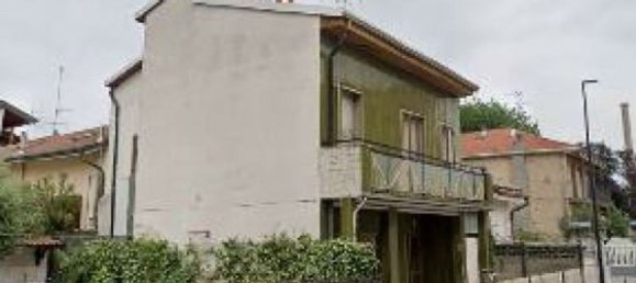 6-salle Duplex à Limbiate, Italy No. 334550 2