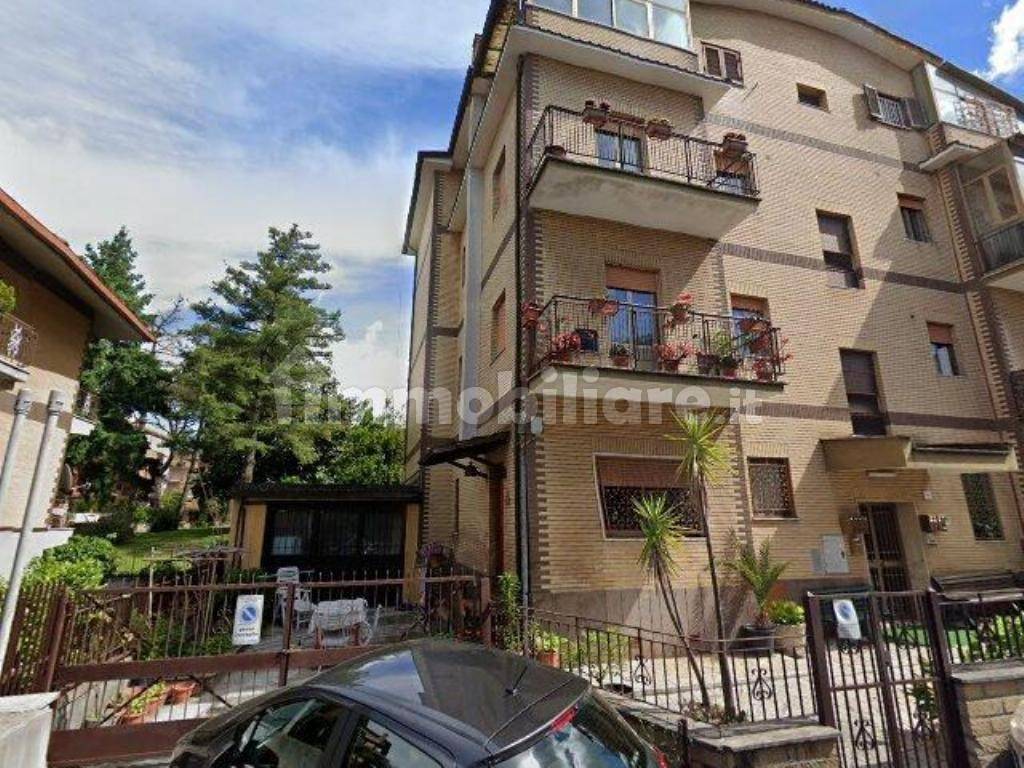 3 bedrooms Apartment in Rome, Italy No. 190420