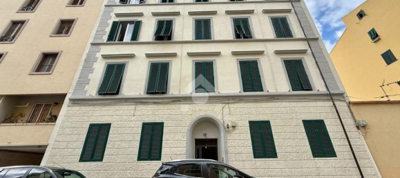 4 bedrooms Apartment in Livorno, Italy No. 318714 44