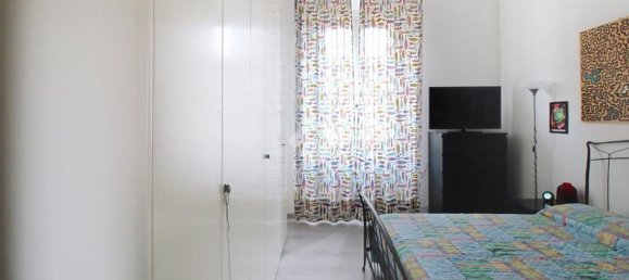 4 bedrooms Apartment in Livorno, Italy No. 318714 5