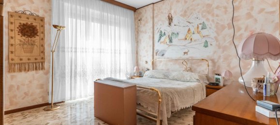 3 bedrooms Apartment in Milan, Italy No. 371591 17