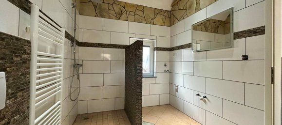 Дом с 4 комнатами в Вильгельмсхафен, Германия № 108936 9