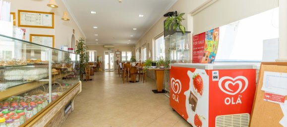 265m² Commercial property in Azinhal, Portugal No. 262462 4