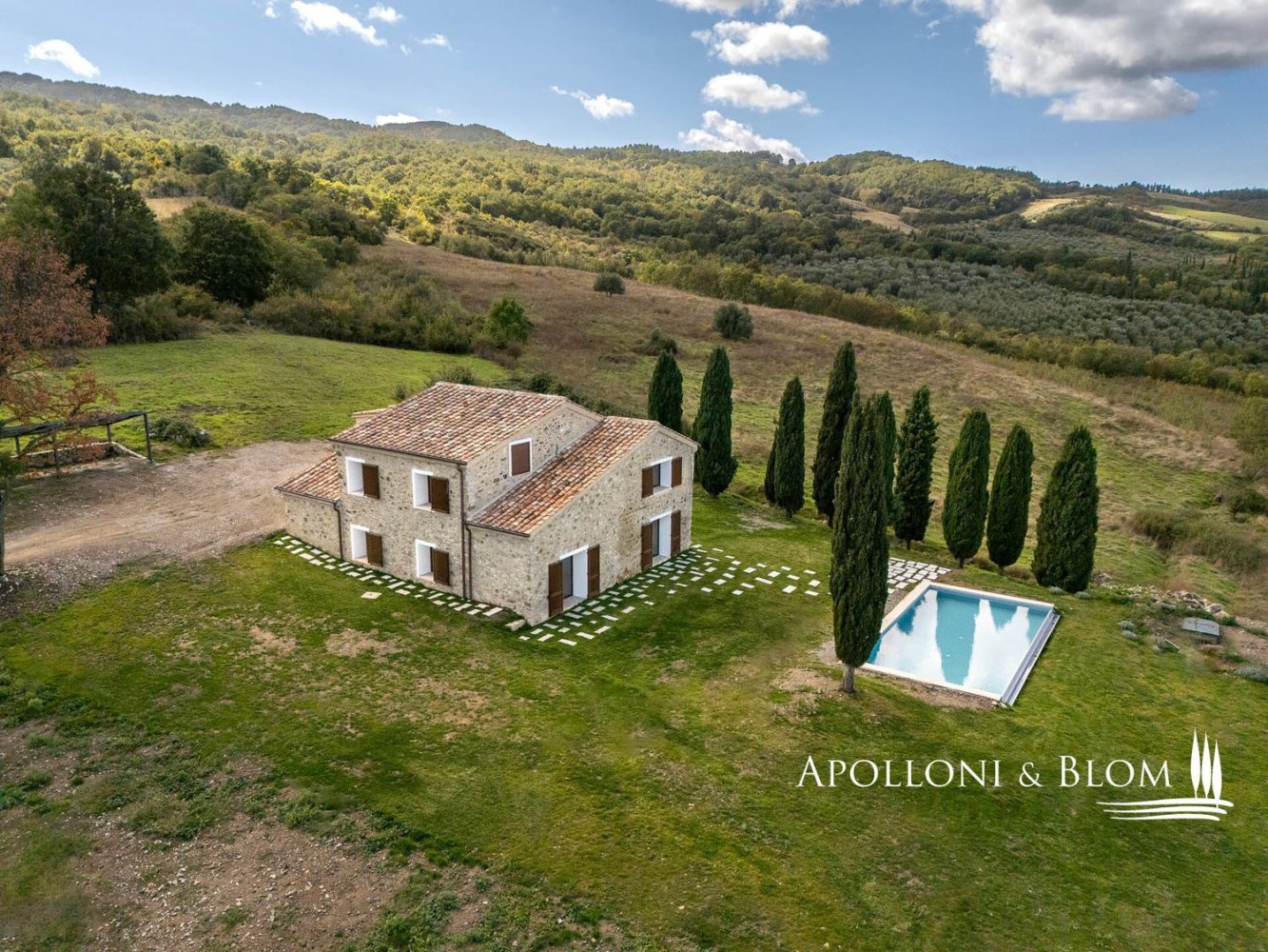 7 rooms House in Castiglione d'Orcia, Italy No. 54071