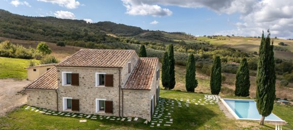 7 rooms House in Castiglione d'Orcia, Italy No. 54071 7