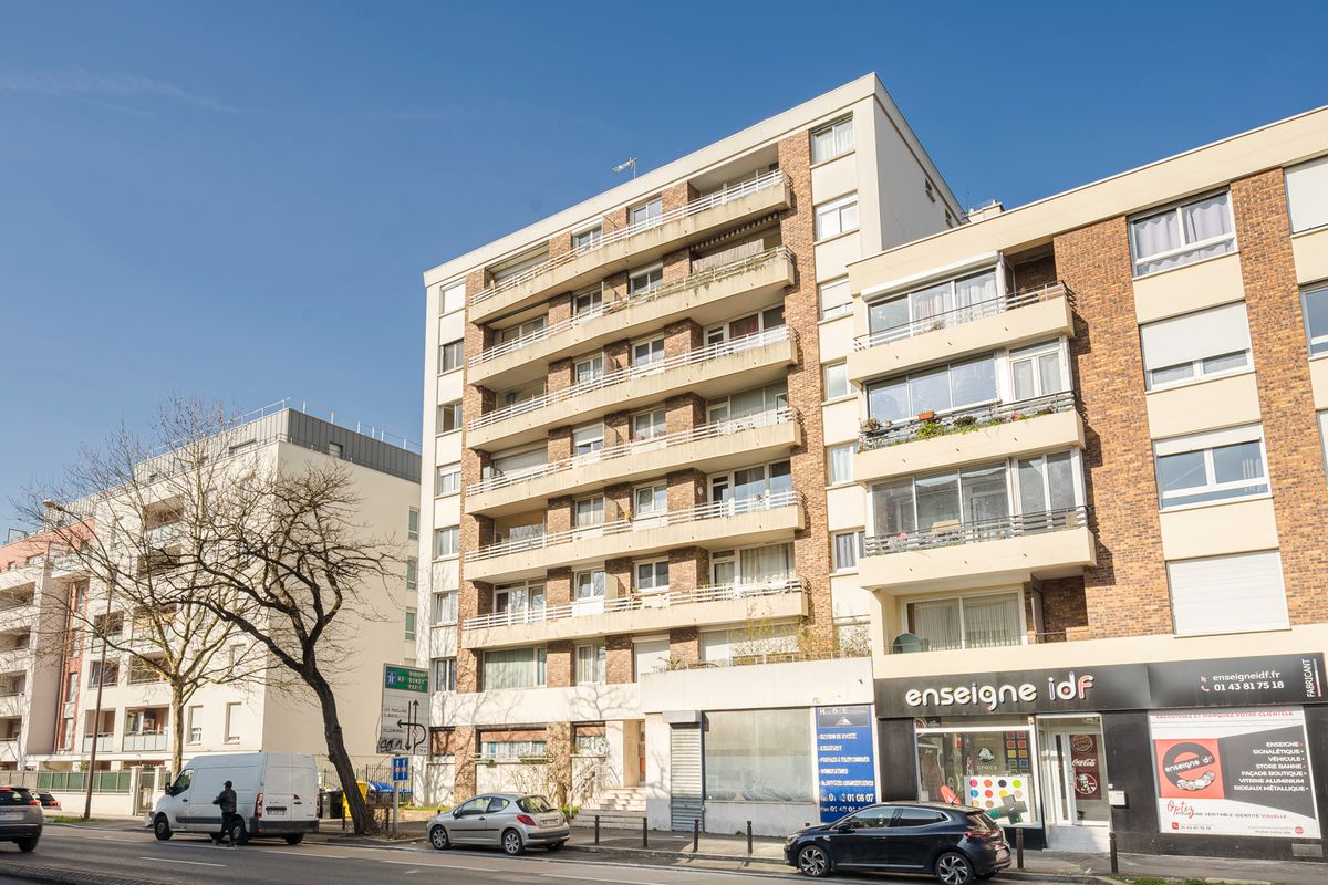 Apartamento de 1 dormitorio en Livry-Gargan, France No. 139454