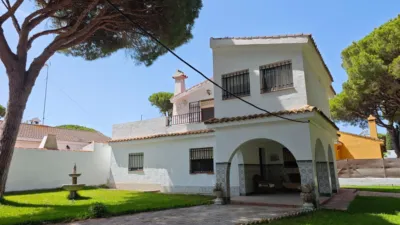 Casa de 6 dormitorios en La Barrosa, Spain No. 193054