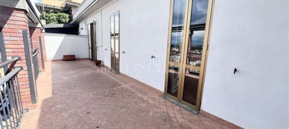 Apartamento T5 em Milan, Italy N.º 314215 12