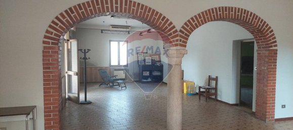 5 bedrooms House in Bagnolo Mella, Italy No. 365350 6