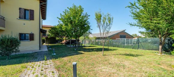 3 bedrooms Villa in Bibbiano, Italy No. 273385 5