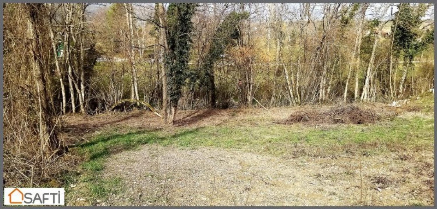  Land in Belley, France No. 268879