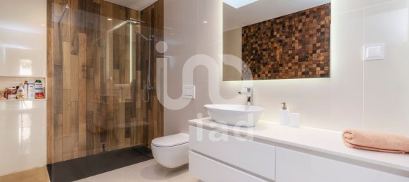 4 bedrooms House in Faro, Portugal No. 123640 25