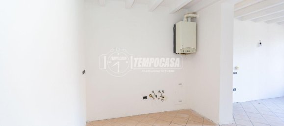 12 rooms Building in Brescia, Italy No. 2295 18