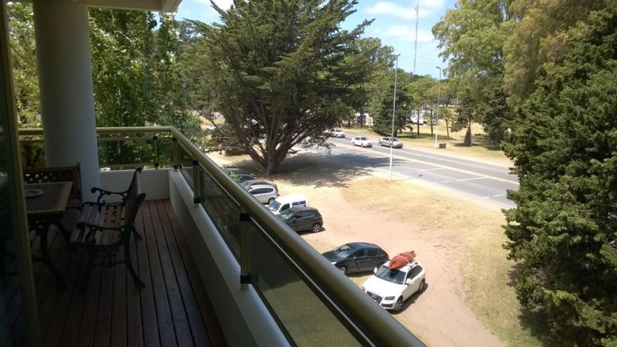 3 bedrooms Apartment in Mar del Plata, Argentina No. 101827